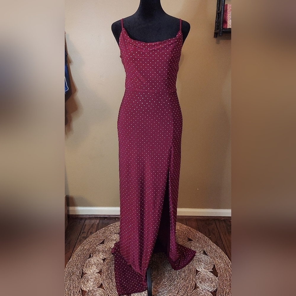 Windsor Diamond Studded Formal Gown Size S - Picture 13 of 16
